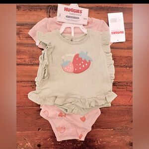 Huggies Babywear Set with Strawberry Design